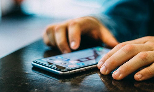 把銀行卡給他人用就一定會(huì)被定“幫信罪”嗎